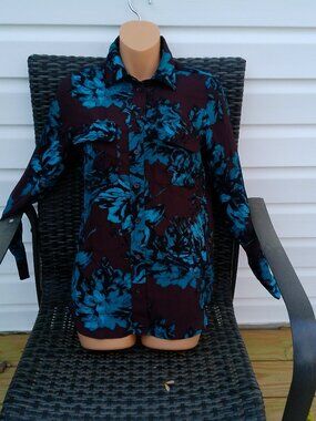 WHO WHAT WHERE BLOUSE XS NEW WITHOUT TAGS